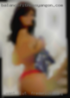I want a woman, a slut in Fredericksburg real woman!
